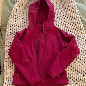 Patagonia • Small • Pink • Fleece Lined Water Resistant Hooded Jacket • Full Zip